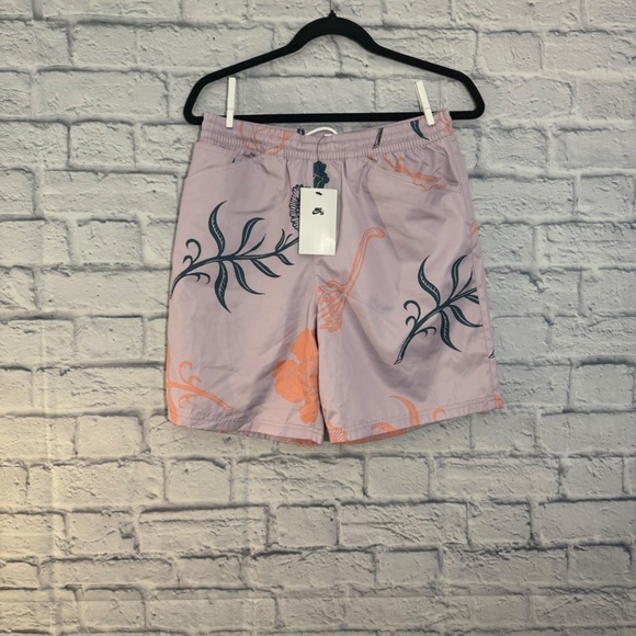 Adult Unisex Nike Swim Trunks - Picture 5 of 6